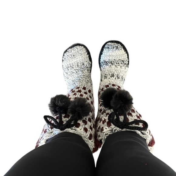 Hand Knit Slipper Booties - Size 10 - Picture 9 of 10